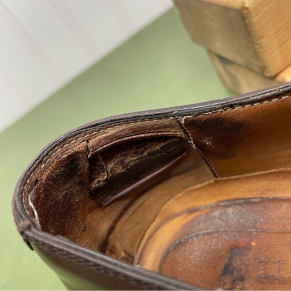 Gucci Unisex Perforated Oxfords in Chocolate Brown Leather *Italy* - Picture 12 of 16